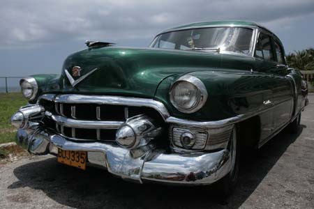classic-cars-cuba-voitures-americaines-annees-50-photos-charles-guy-02