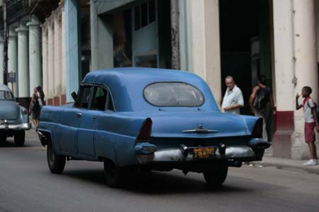 classic-cars-cuba-voitures-americaines-annees-50-photos-charles-guy-15