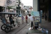 Peinture in situ à la Havane par Michelle Auboiron