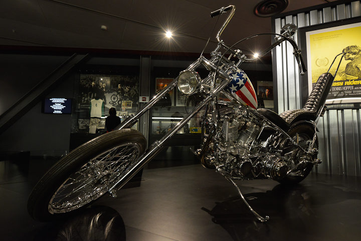 06-Milwaukee-Harley-Davidson-Museum-photo-Charles-Guy-5