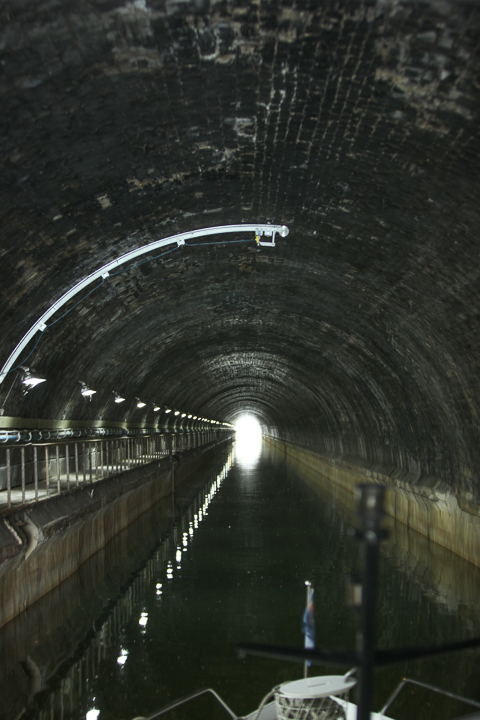 tunel01